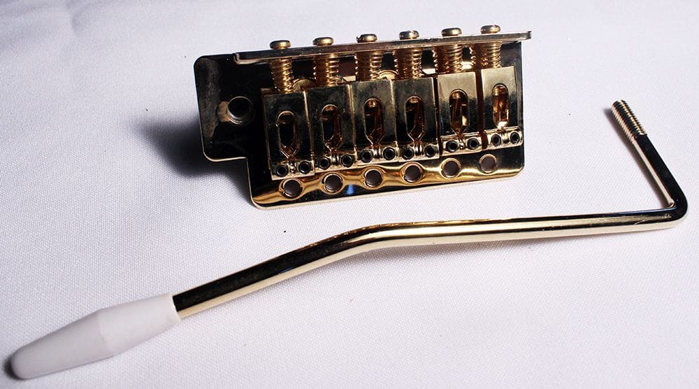 Pit Bull Guitars Gold ST Style Bridge
