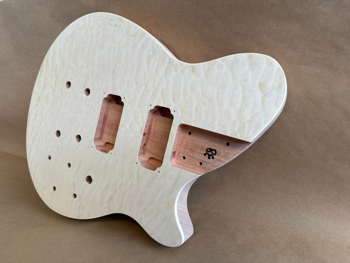 Pit Bull Guitars PBG-2Q Electric Guitar Kit (with Quilted Maple Veneer) - view 3