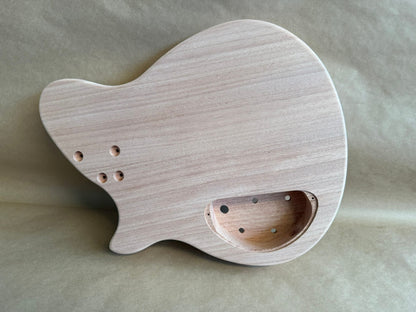 Pit Bull Guitars PBG-2Q Electric Guitar Kit (with Quilted Maple Veneer) - view 2